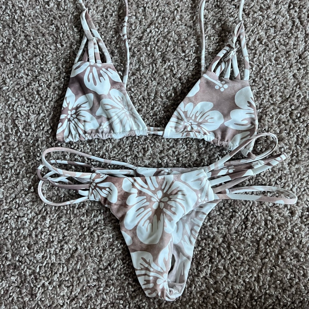 Benoa Swim Set